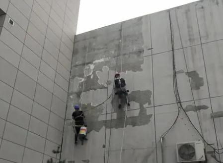 扬州市楼顶漏水维修公司分享下扬州市外墙防水的注意事项